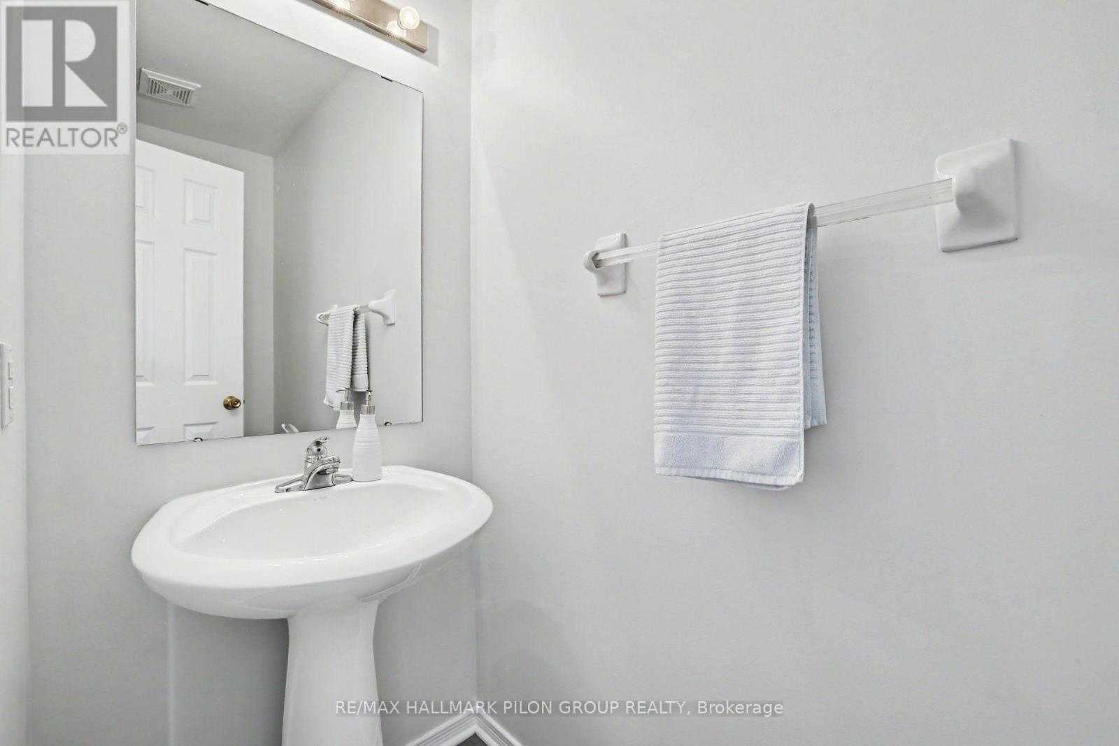 1395 Kitchener Avenue, Ottawa, Ontario  K1V 2A3 - Photo 11 - X13791494