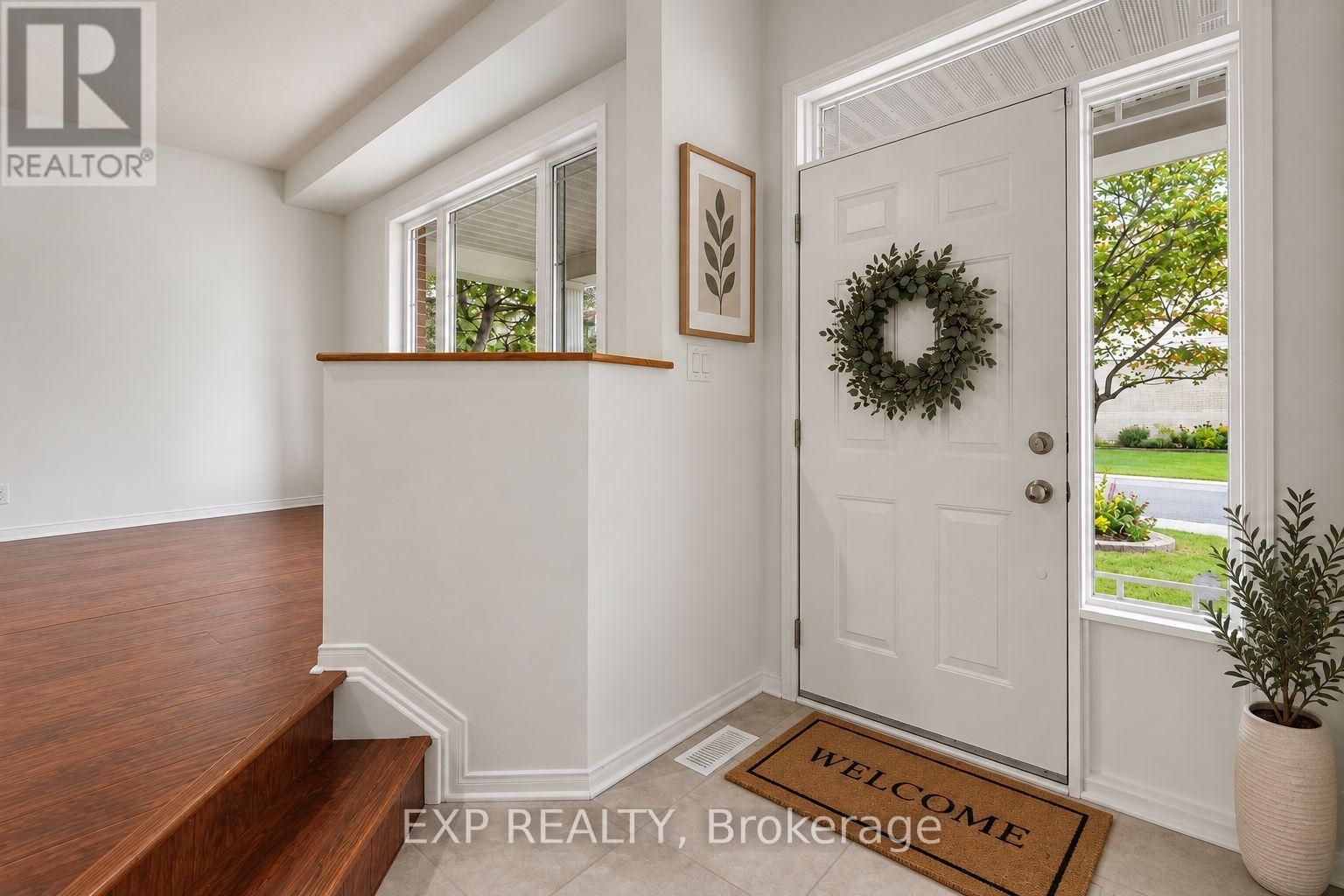 203 Harbour View Street, Ottawa, Ontario  K2G 7B2 - Photo 5 - X13791506