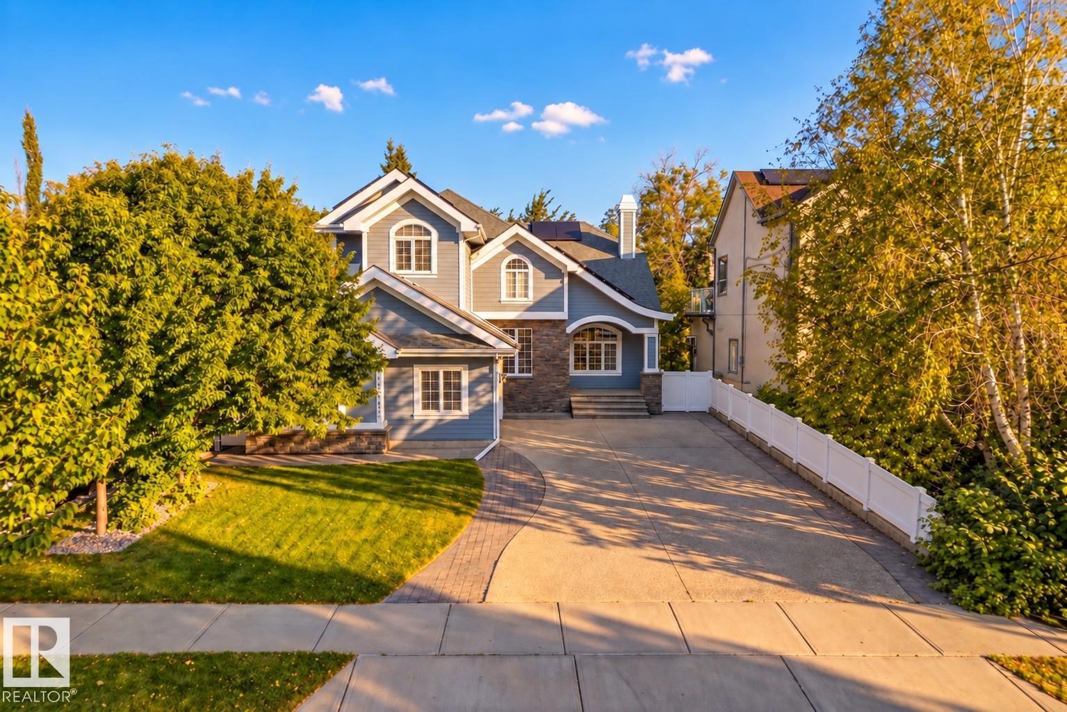 9604 95 Av Nw, Edmonton, Alberta  T6C 2A4 - Photo 2 - E4508614
