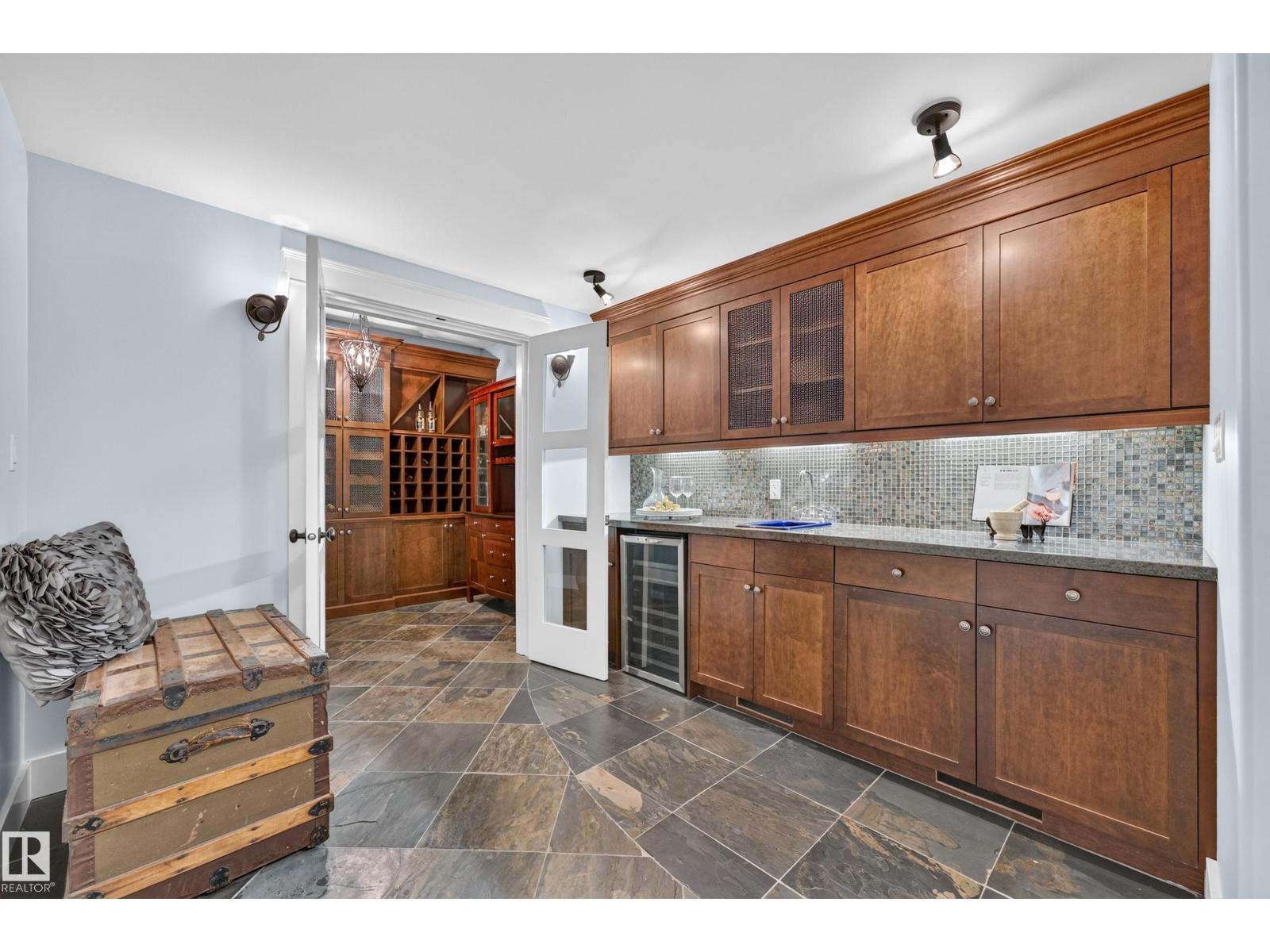 9604 95 Av Nw, Edmonton, Alberta  T6C 2A4 - Photo 49 - E4508614