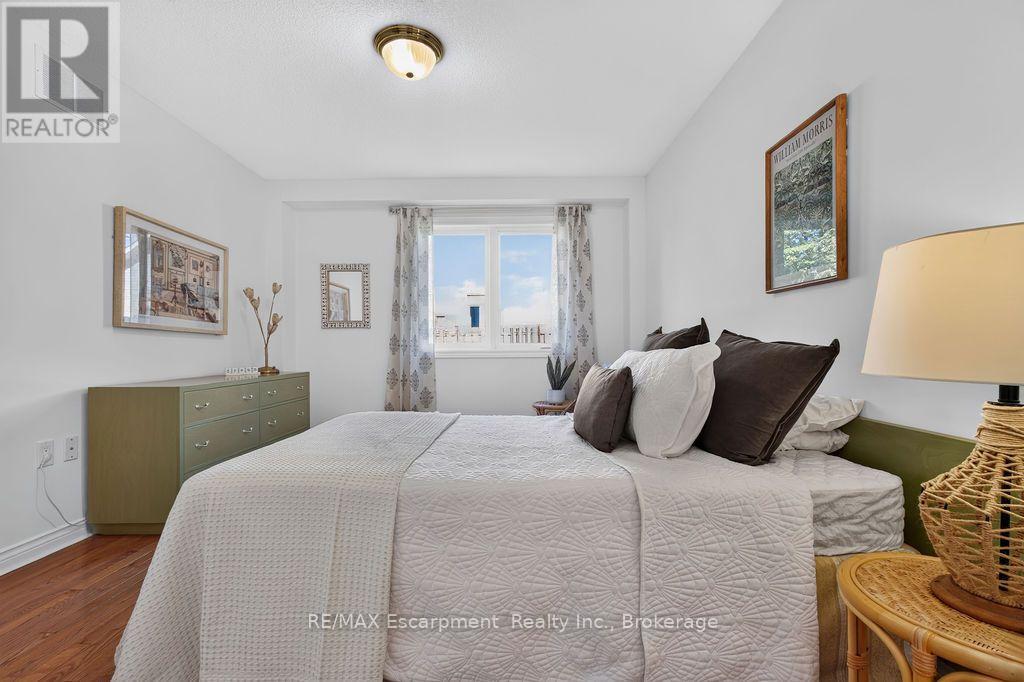 1175 Bellview Crescent, Burlington, Ontario  L7S 1C9 - Photo 23 - W13791526