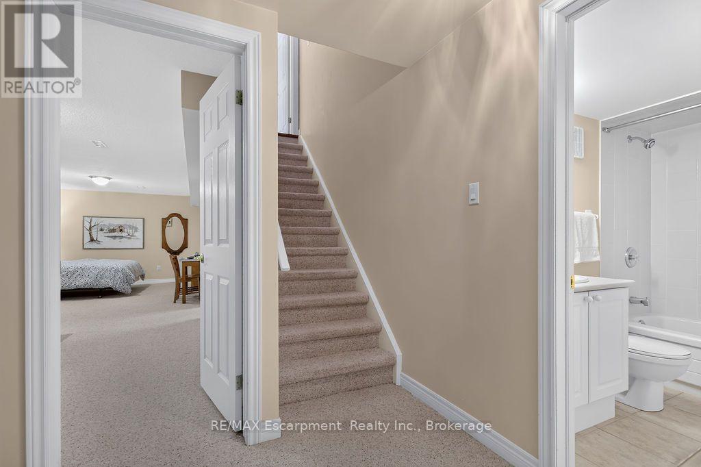 1175 Bellview Crescent, Burlington, Ontario  L7S 1C9 - Photo 36 - W13791526