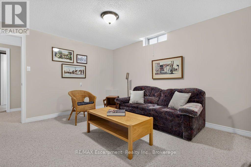 1175 Bellview Crescent, Burlington, Ontario  L7S 1C9 - Photo 37 - W13791526