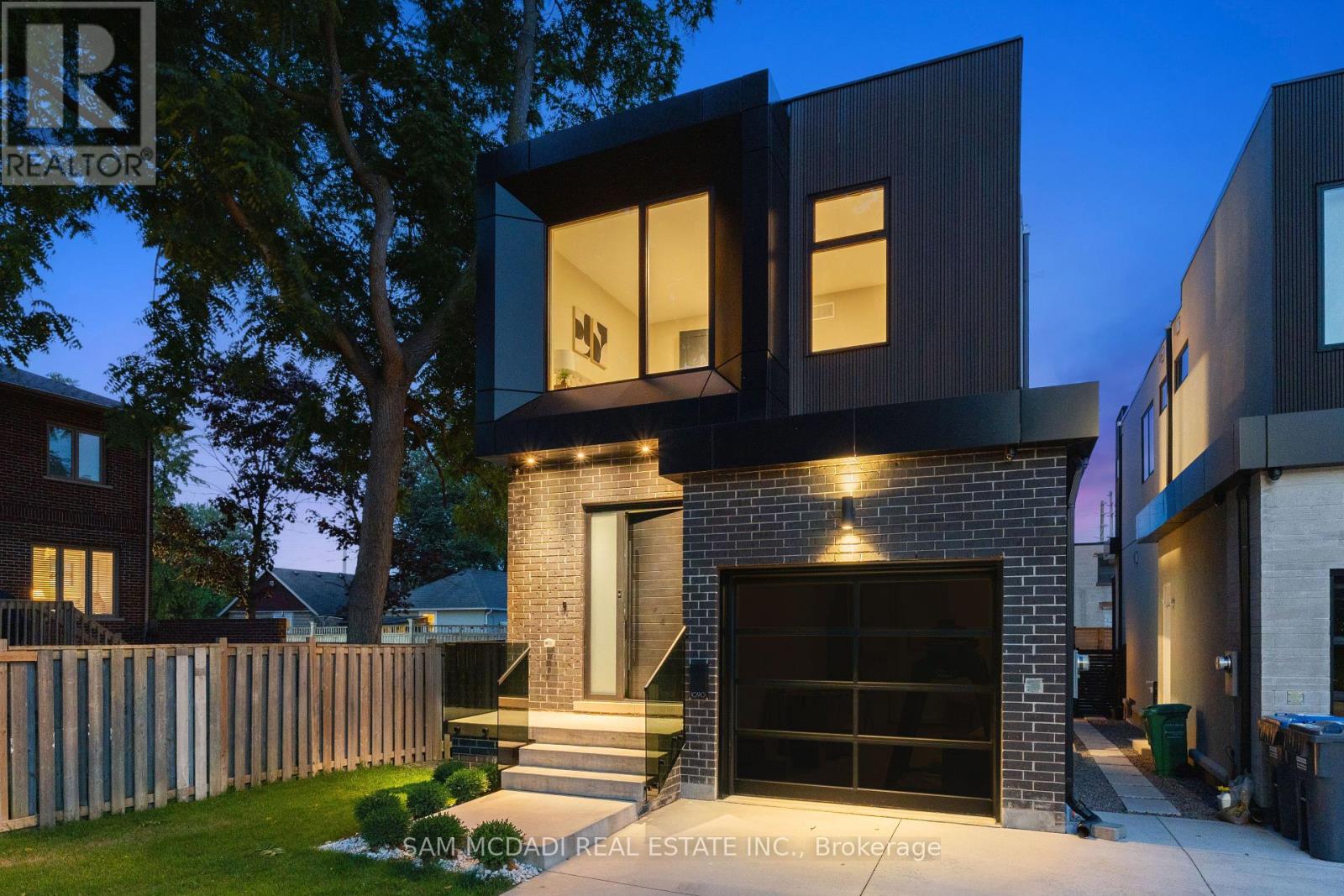 1090 ELLA AVENUE, Mississauga, Ontario
