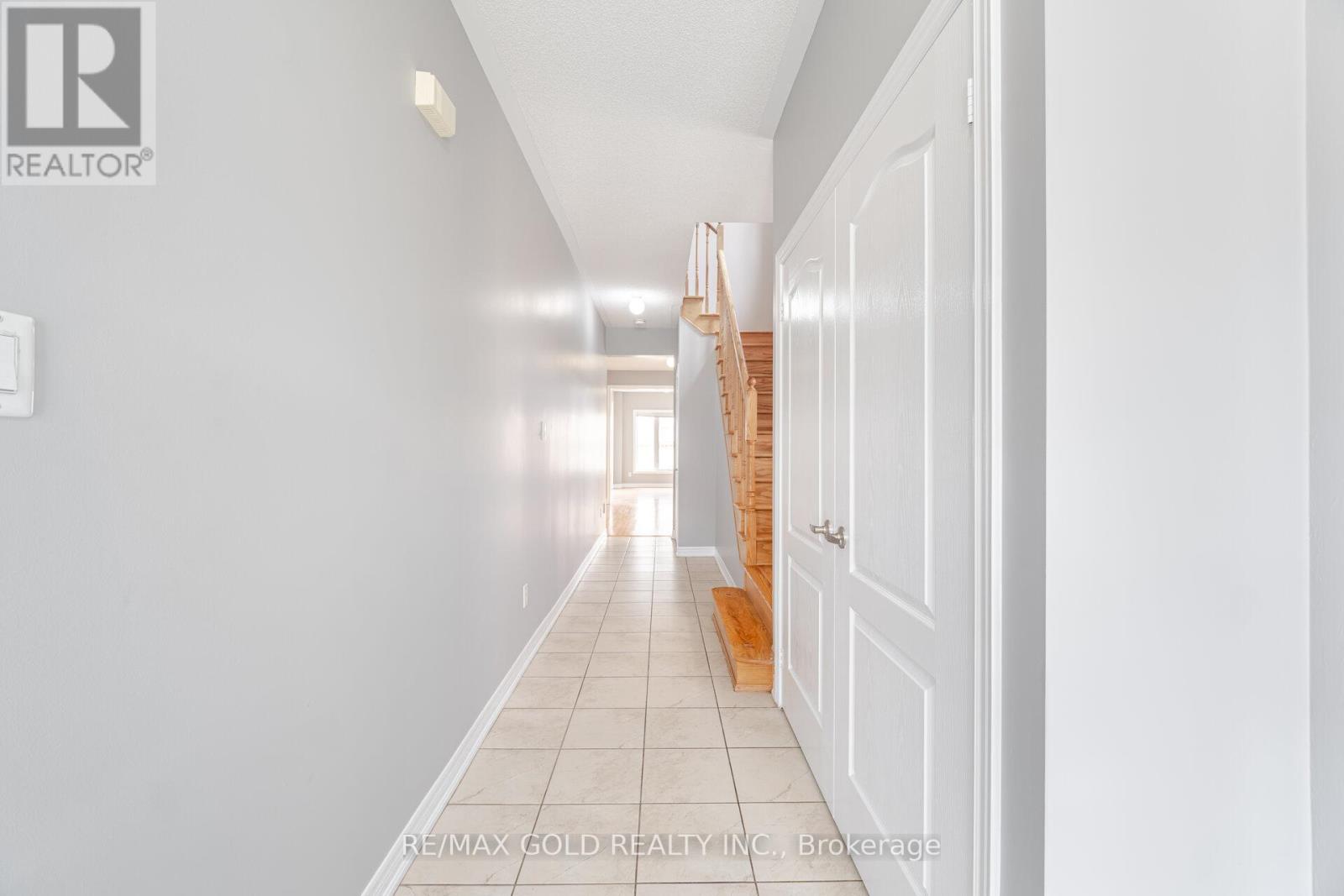 67 Yardley Crescent, Brampton (Credit Valley), Ontario  L6X 5L7 - Photo 8 - W13562908