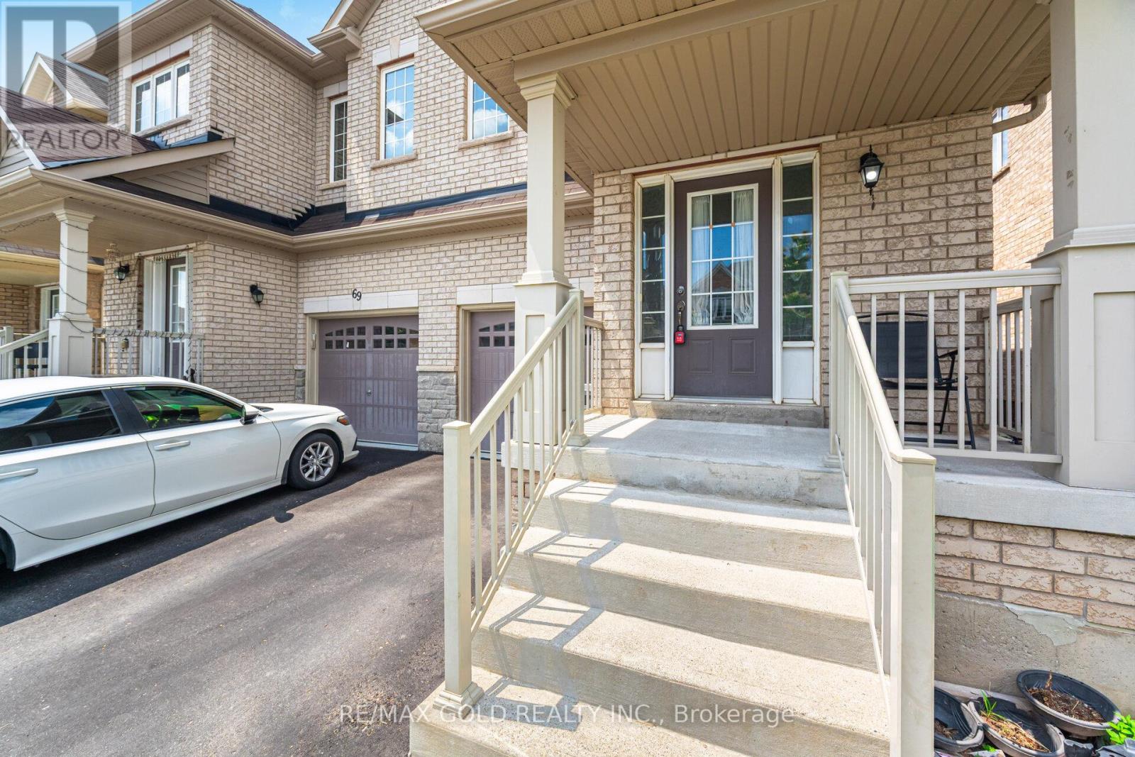 67 Yardley Crescent, Brampton (Credit Valley), Ontario  L6X 5L7 - Photo 6 - W13562908