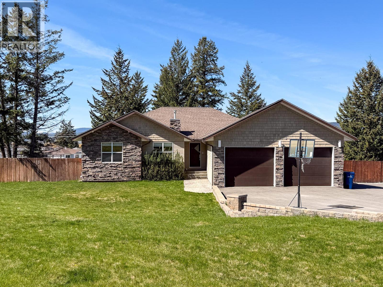 3013 Mount Royal Drive N, Cranbrook, British Columbia V1C 5R8 - Photo 1 - 10401012
