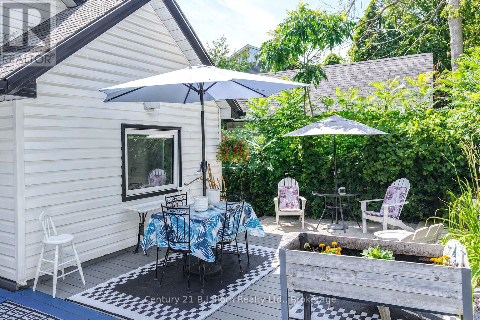 8 Dunn Avenue, Orillia, Ontario  L3V 2N9 - Photo 11 - S13791572