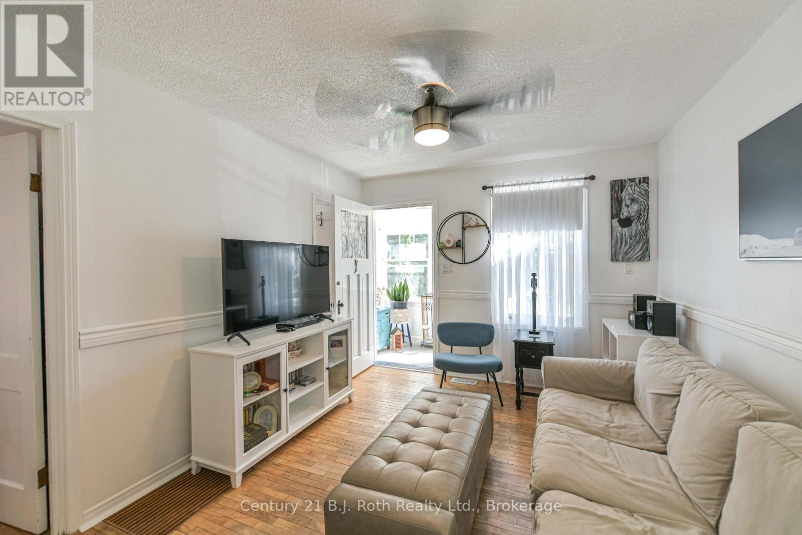8 Dunn Avenue, Orillia, Ontario  L3V 2N9 - Photo 30 - S13791572