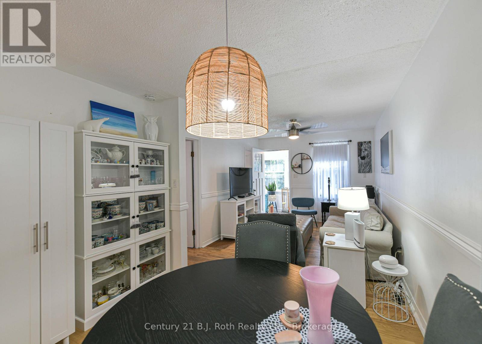 8 Dunn Avenue, Orillia, Ontario  L3V 2N9 - Photo 36 - S13791572