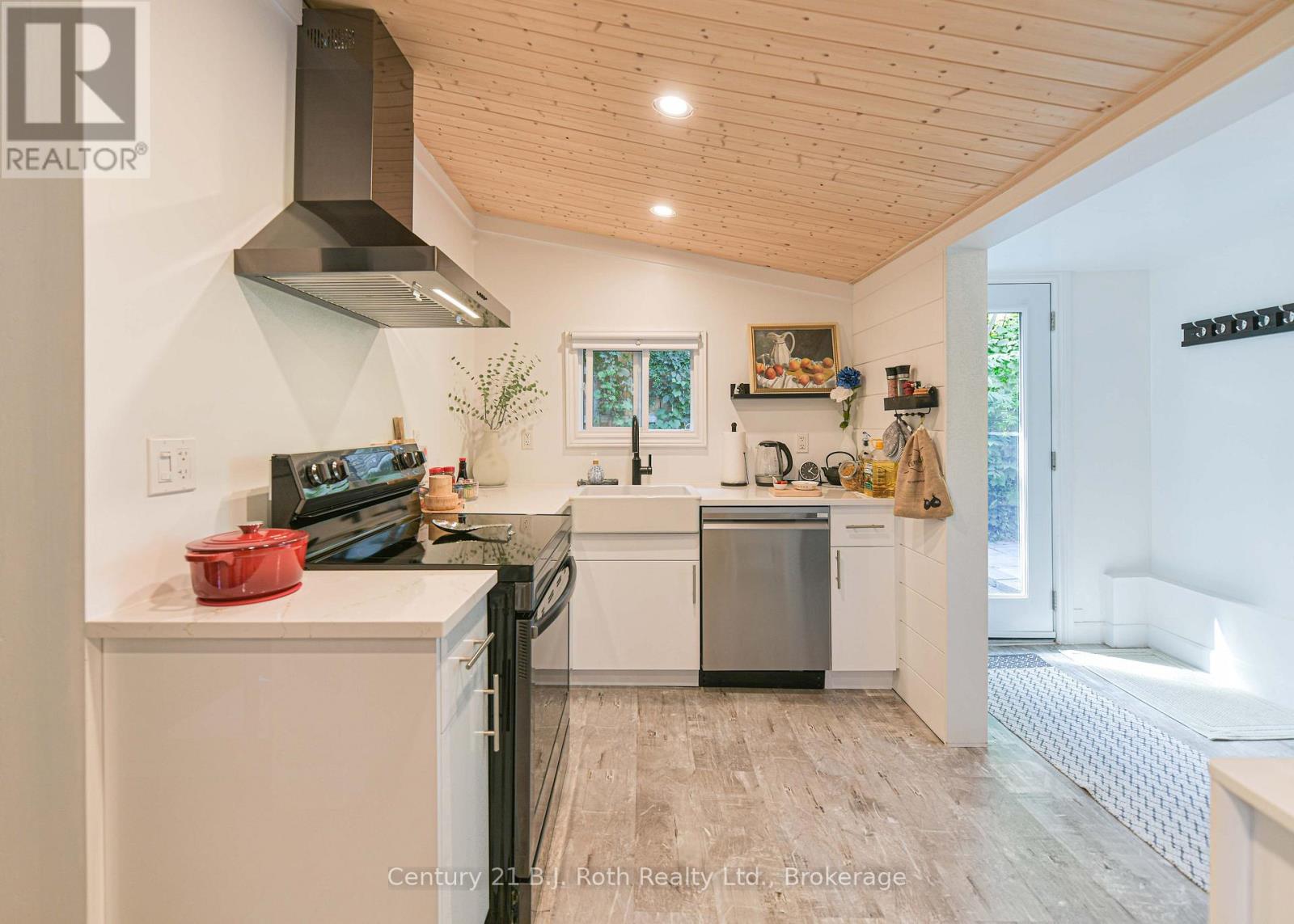 8 Dunn Avenue, Orillia, Ontario  L3V 2N9 - Photo 39 - S13791572