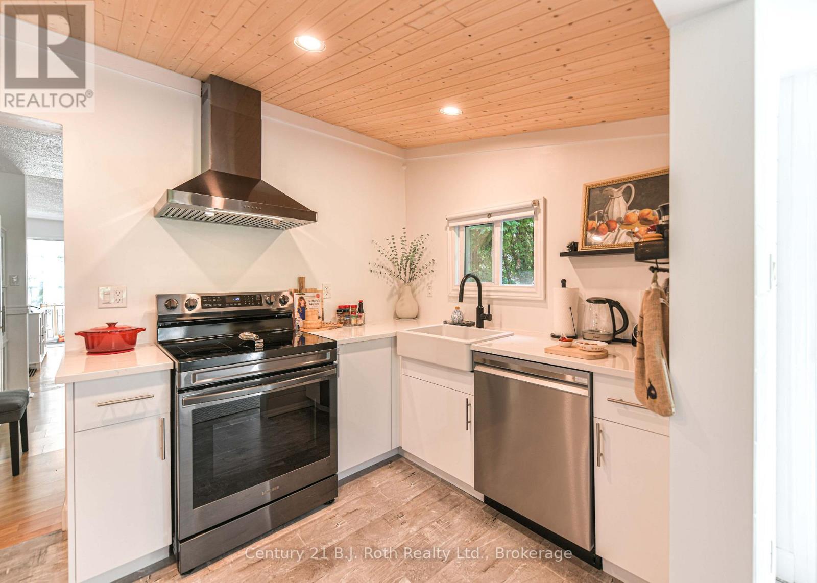 8 Dunn Avenue, Orillia, Ontario  L3V 2N9 - Photo 40 - S13791572