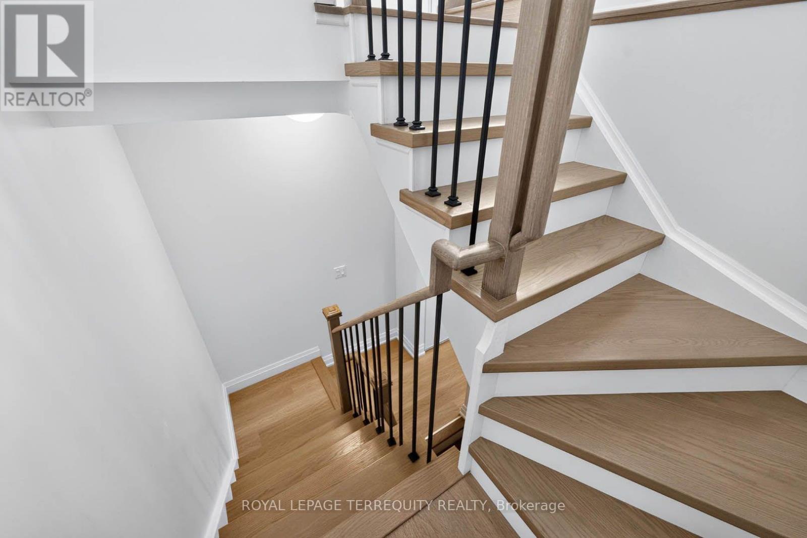 16 - 780 Sheppard Avenue E, Toronto, Ontario  M2K 0E8 - Photo 30 - C13791602