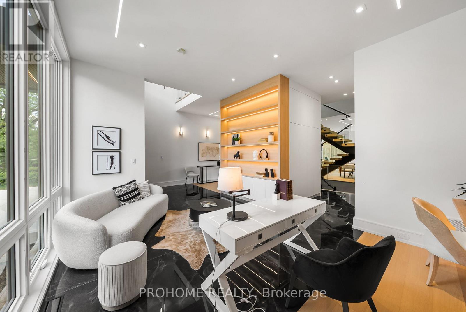 15 Aldershot Crescent, Toronto, Ontario  M2P 1L7 - Photo 4 - C13791646