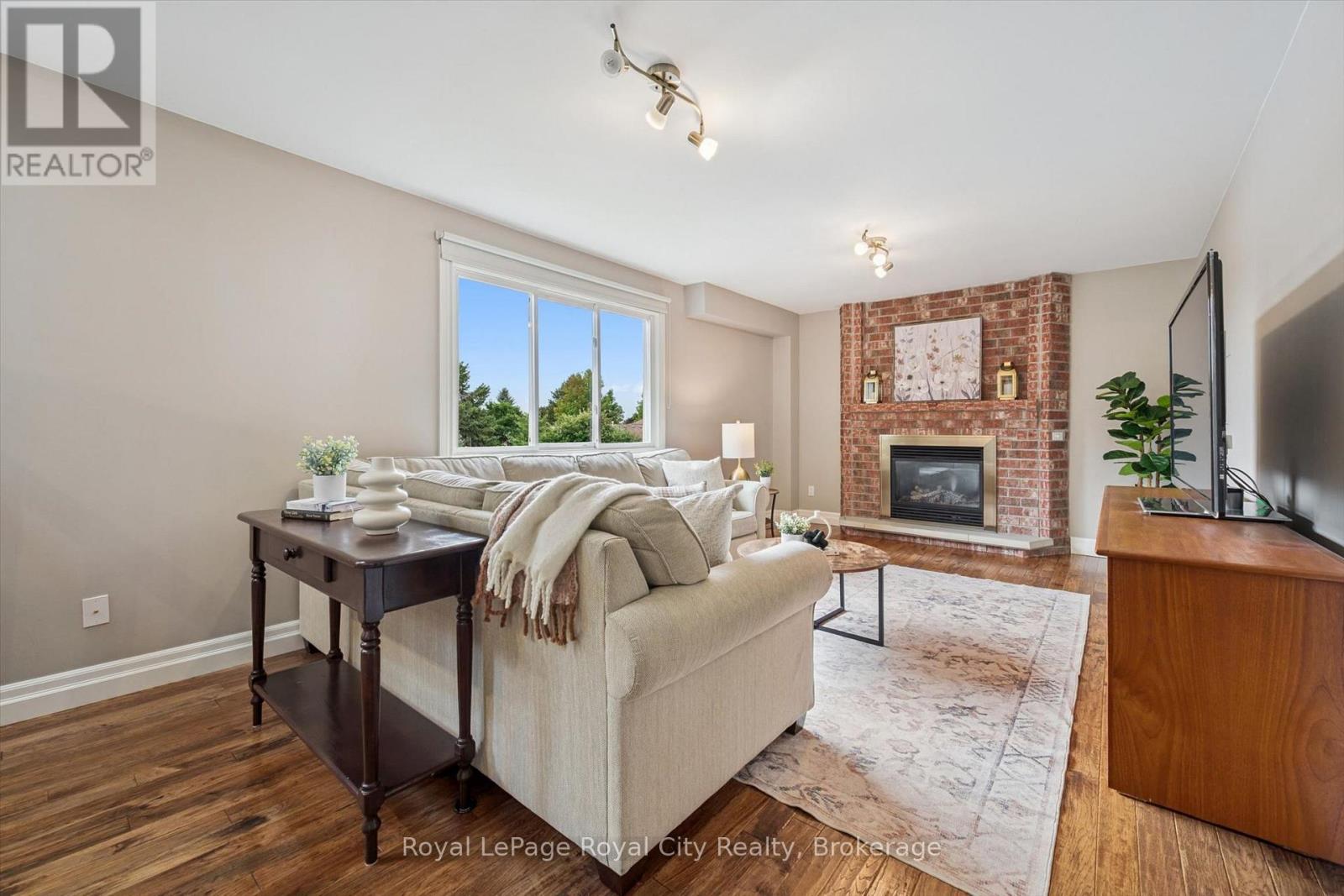 32 Thornhill Drive, Guelph, Ontario  N1H 8B6 - Photo 12 - X13791370