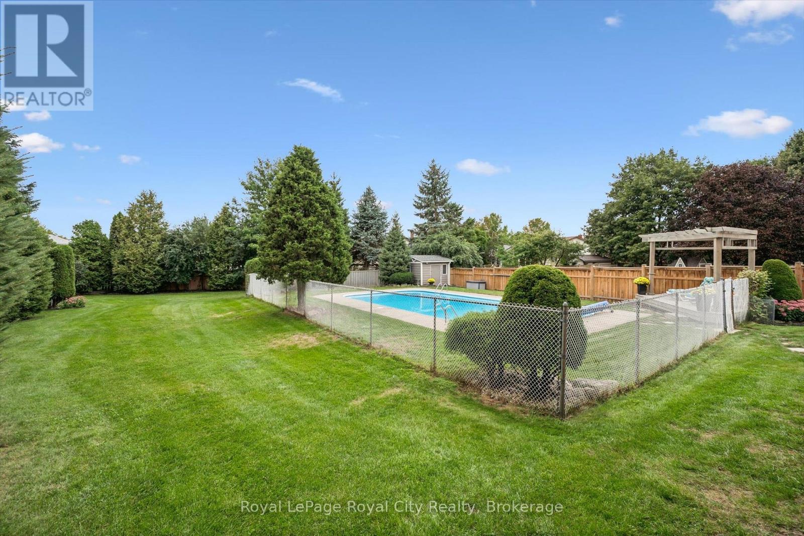 32 Thornhill Drive, Guelph, Ontario  N1H 8B6 - Photo 32 - X13791370