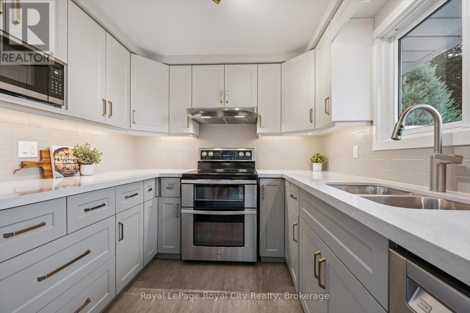 32 Thornhill Drive, Guelph, Ontario  N1H 8B6 - Photo 9 - X13791370
