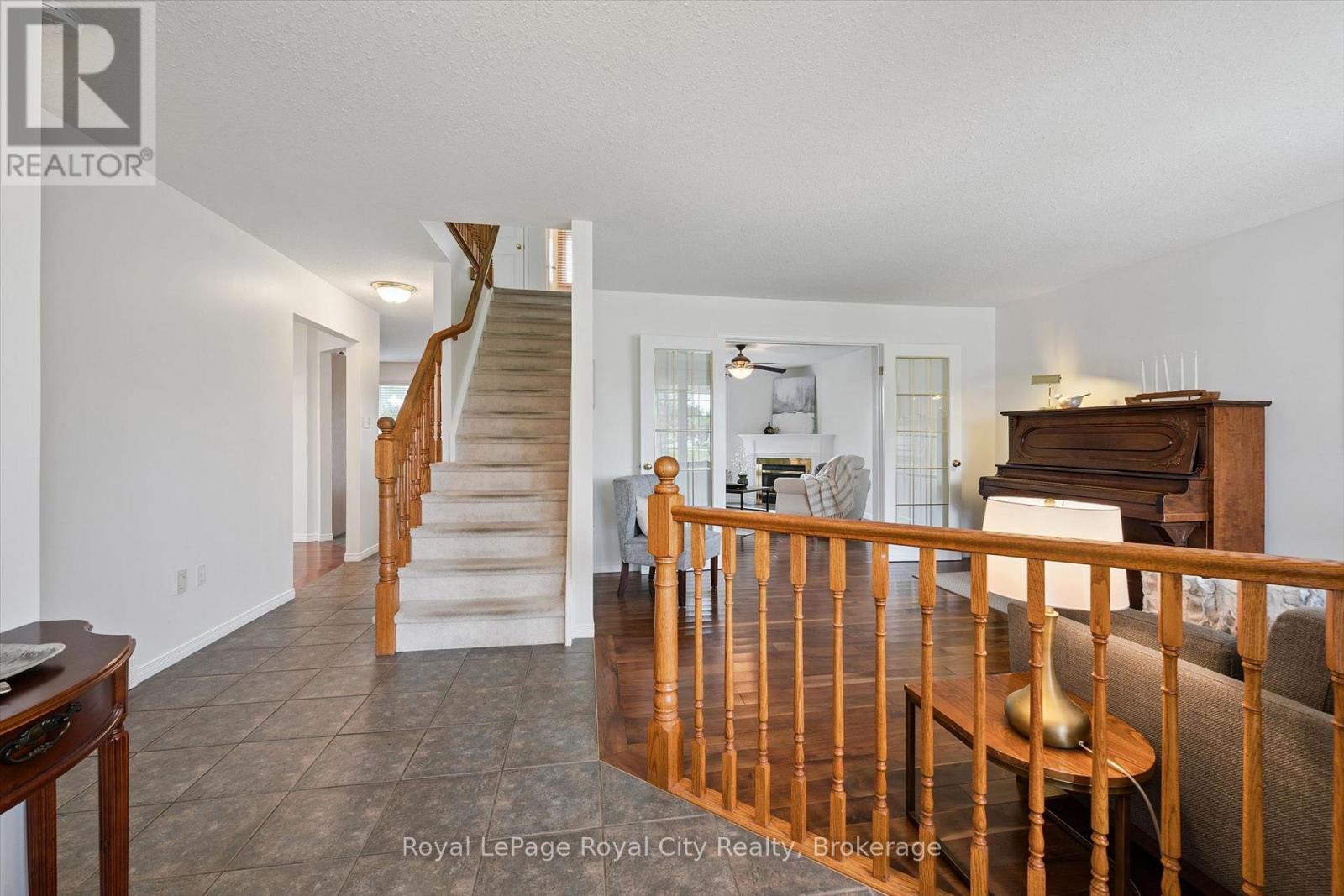 3 Munroe Crescent, Guelph, Ontario  N1G 5E6 - Photo 4 - X13791556