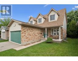 3 MUNROE CRESCENT, Guelph, Ontario