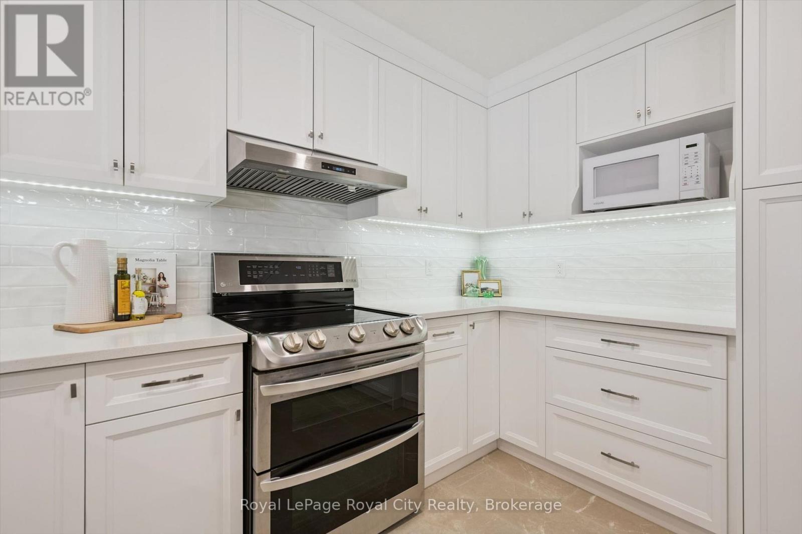 140 Halls Drive, Centre Wellington, Ontario  N0B 1S0 - Photo 10 - X13791610