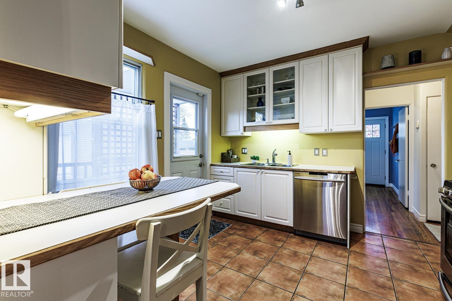 11704 110a Av NW, Edmonton, Alberta  T5H 1K8 - Photo 22 - E4508783