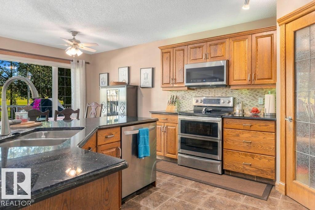 5 Roche Pl, Beaumont, Alberta  T4X 0B8 - Photo 15 - E4508904