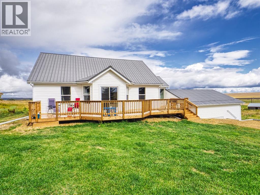 340044 Range Road 215, Rural Starland County, Alberta  T0M 2C0 - Photo 13 - A2343099