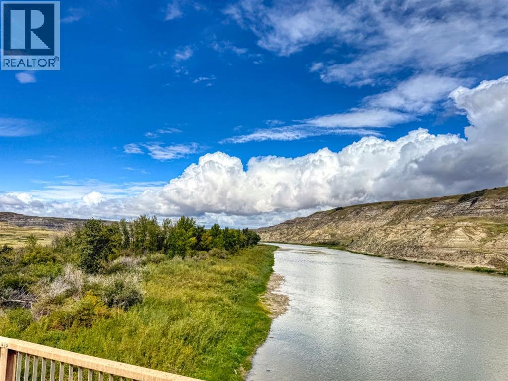 340044 Range Road 215, Rural Starland County, Alberta  T0M 2C0 - Photo 11 - A2343099