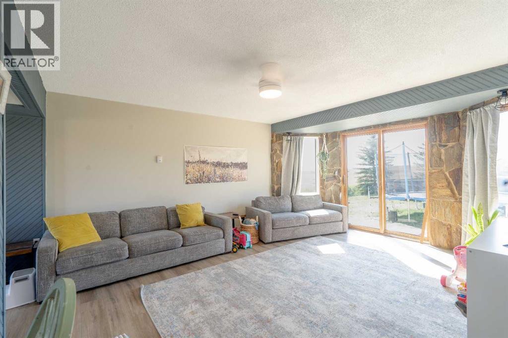340044 Range Road 215, Rural Starland County, Alberta  T0M 2C0 - Photo 26 - A2343099