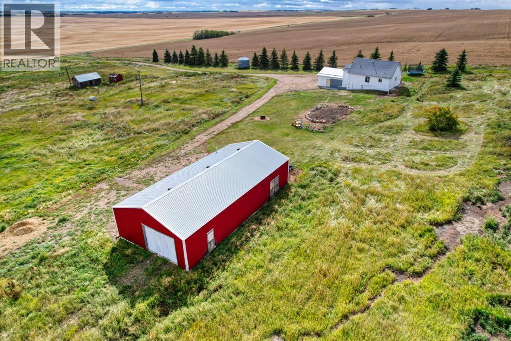 340044 Range Road 215, Rural Starland County, Alberta  T0M 2C0 - Photo 9 - A2343099