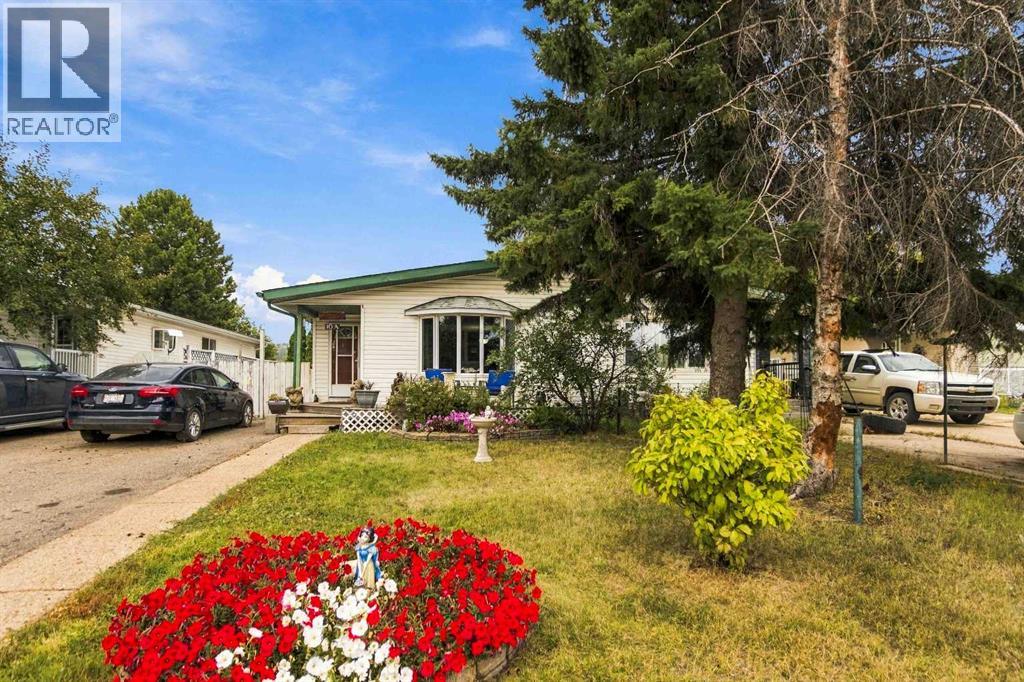 A, 10 Birch Road, Fort Mcmurray, Alberta  T9H 1J7 - Photo 2 - A2345375