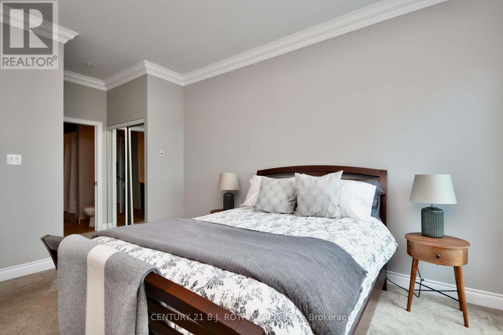 Ph11 - 37 Ellen Street, Barrie (City Centre), Ontario  L4N 6G2 - Photo 11 - S13791586