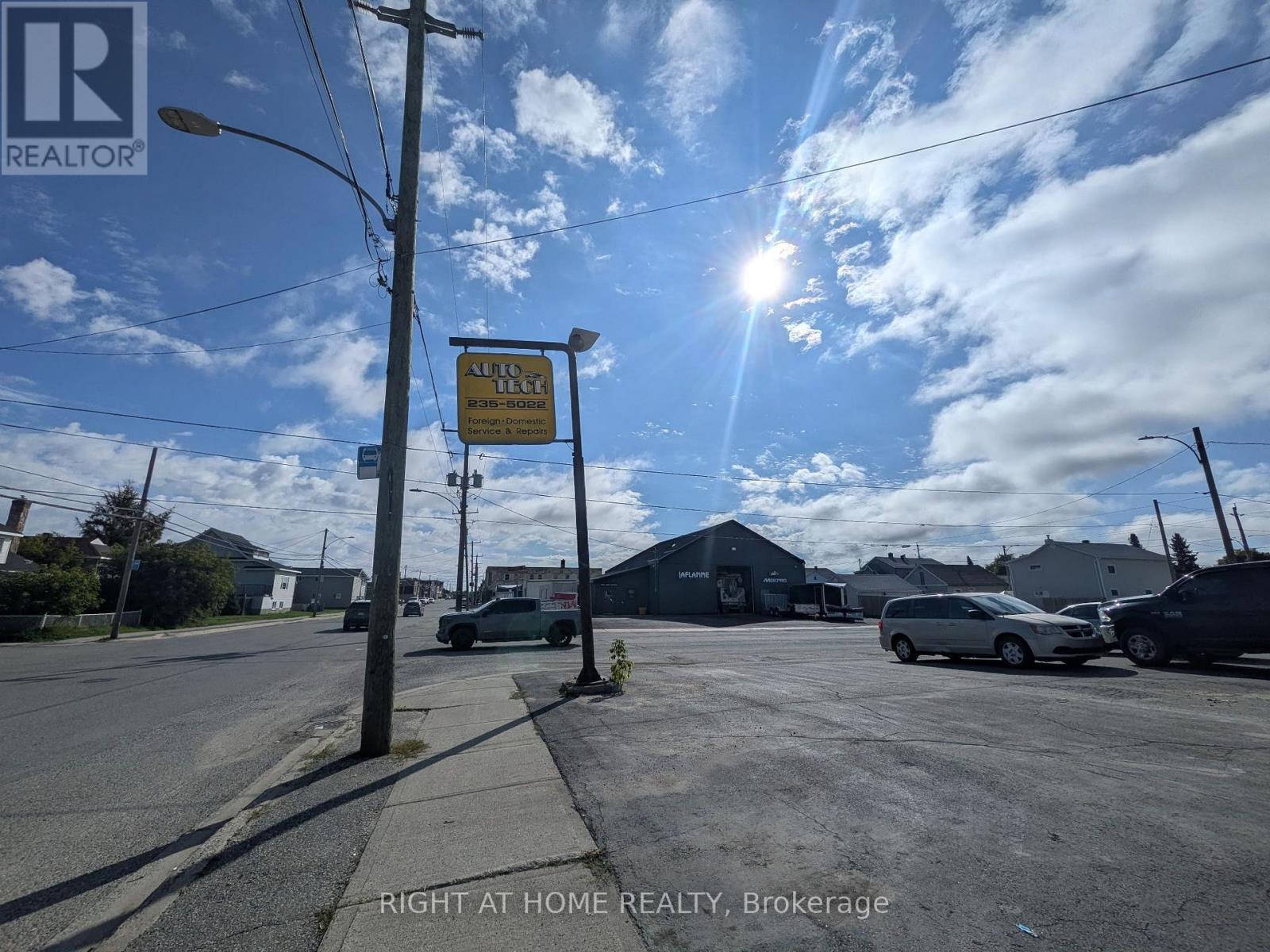 39 Bruce Avenue, Timmins, Ontario  P0N 1H0 - Photo 2 - T13791286