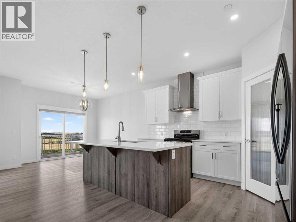 134 Hotchkiss Manor Se, Calgary, Alberta  T3S 0J5 - Photo 2 - A2343514