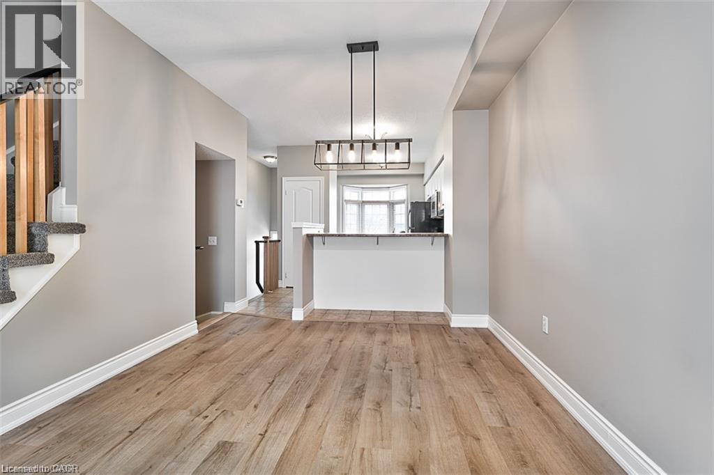 5080 Fairview Street Unit# 5, Burlington, Ontario  L7L 7E9 - Photo 5 - 40863394