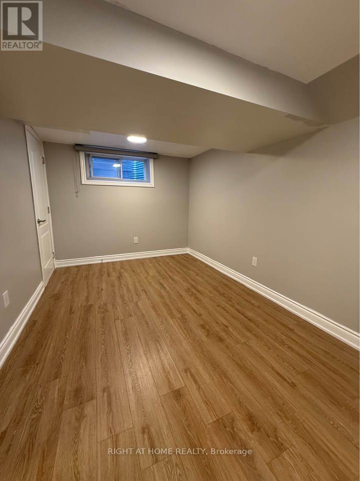 2468 Hensall Street, Mississauga, Ontario  L5A 2T2 - Photo 8 - W13791326
