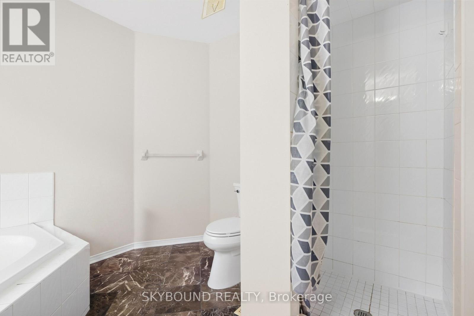 7419 Magistrate Terrace, Mississauga, Ontario  L5W 1K9 - Photo 30 - W13791336