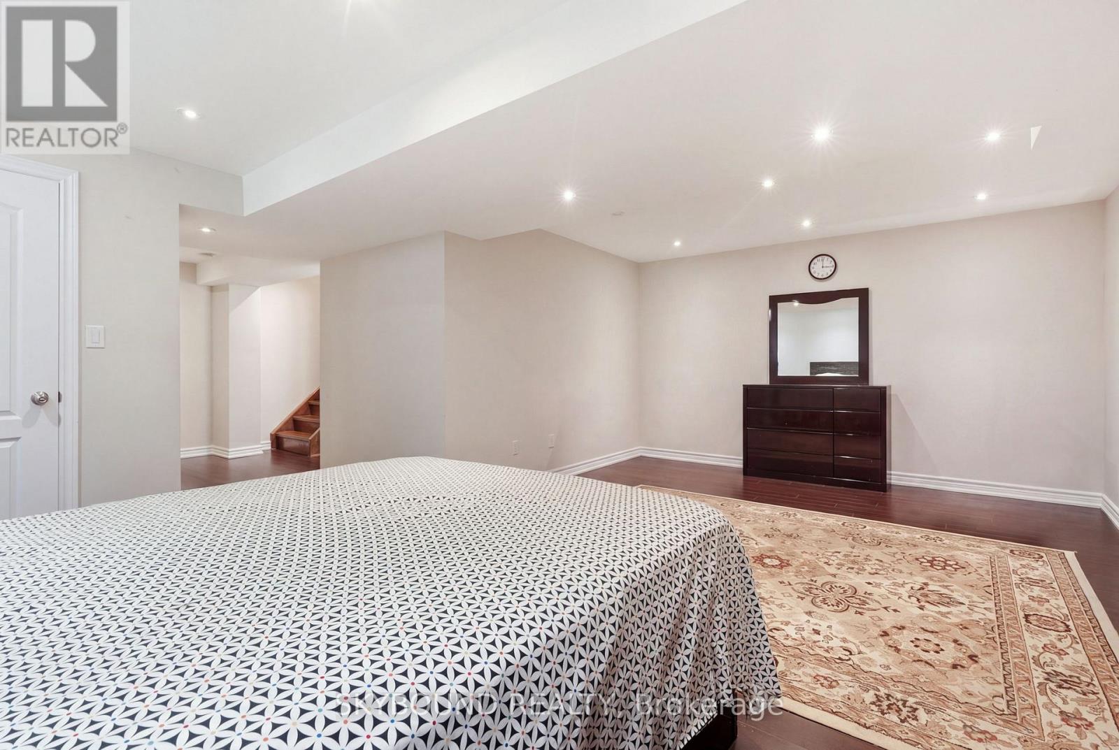 7419 Magistrate Terrace, Mississauga, Ontario  L5W 1K9 - Photo 38 - W13791336