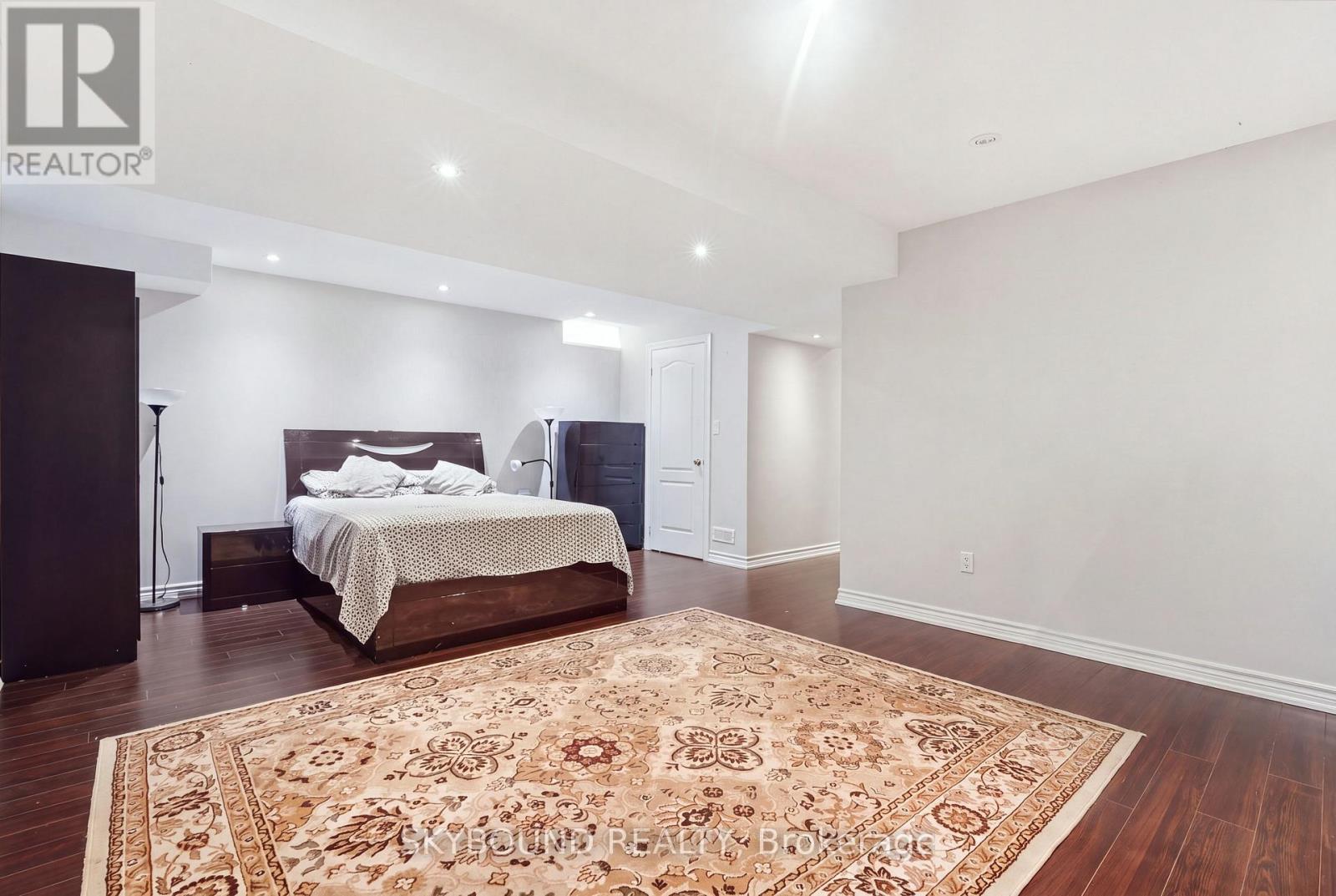 7419 Magistrate Terrace, Mississauga, Ontario  L5W 1K9 - Photo 39 - W13791336