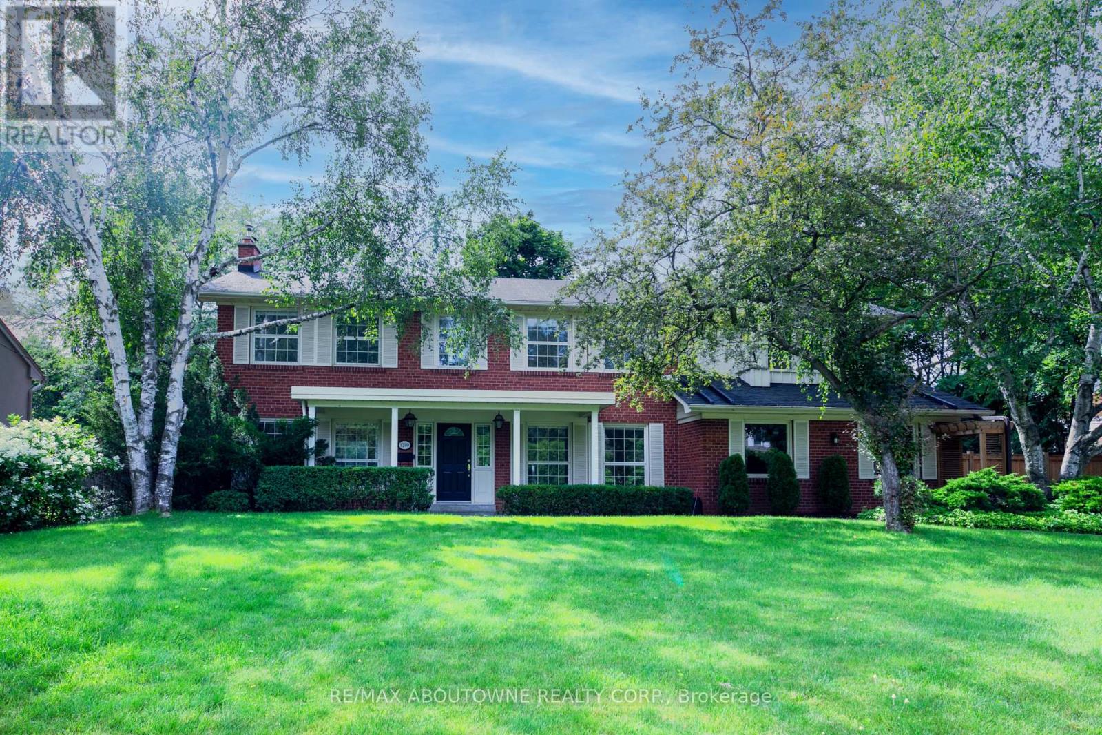 1290 BRAESIDE DRIVE, Oakville, Ontario