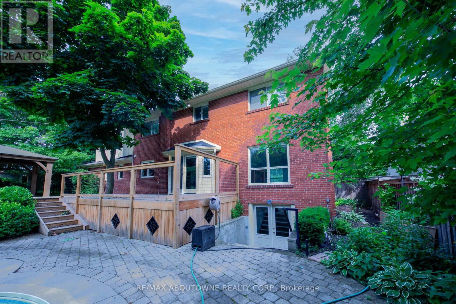 1290 Braeside Drive, Oakville, Ontario  L6J 2A4 - Photo 37 - W13791354