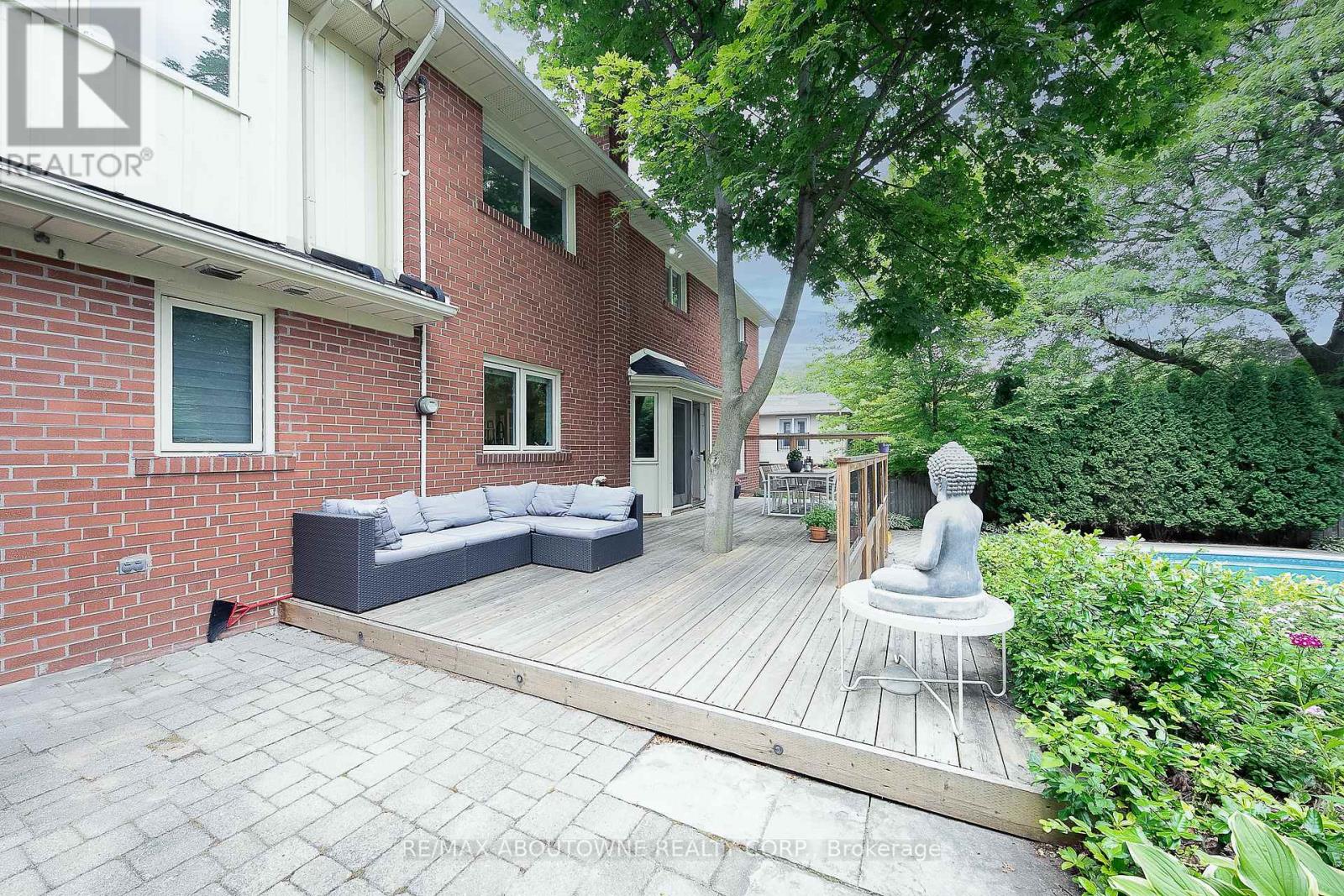 1290 Braeside Drive, Oakville, Ontario  L6J 2A4 - Photo 38 - W13791354