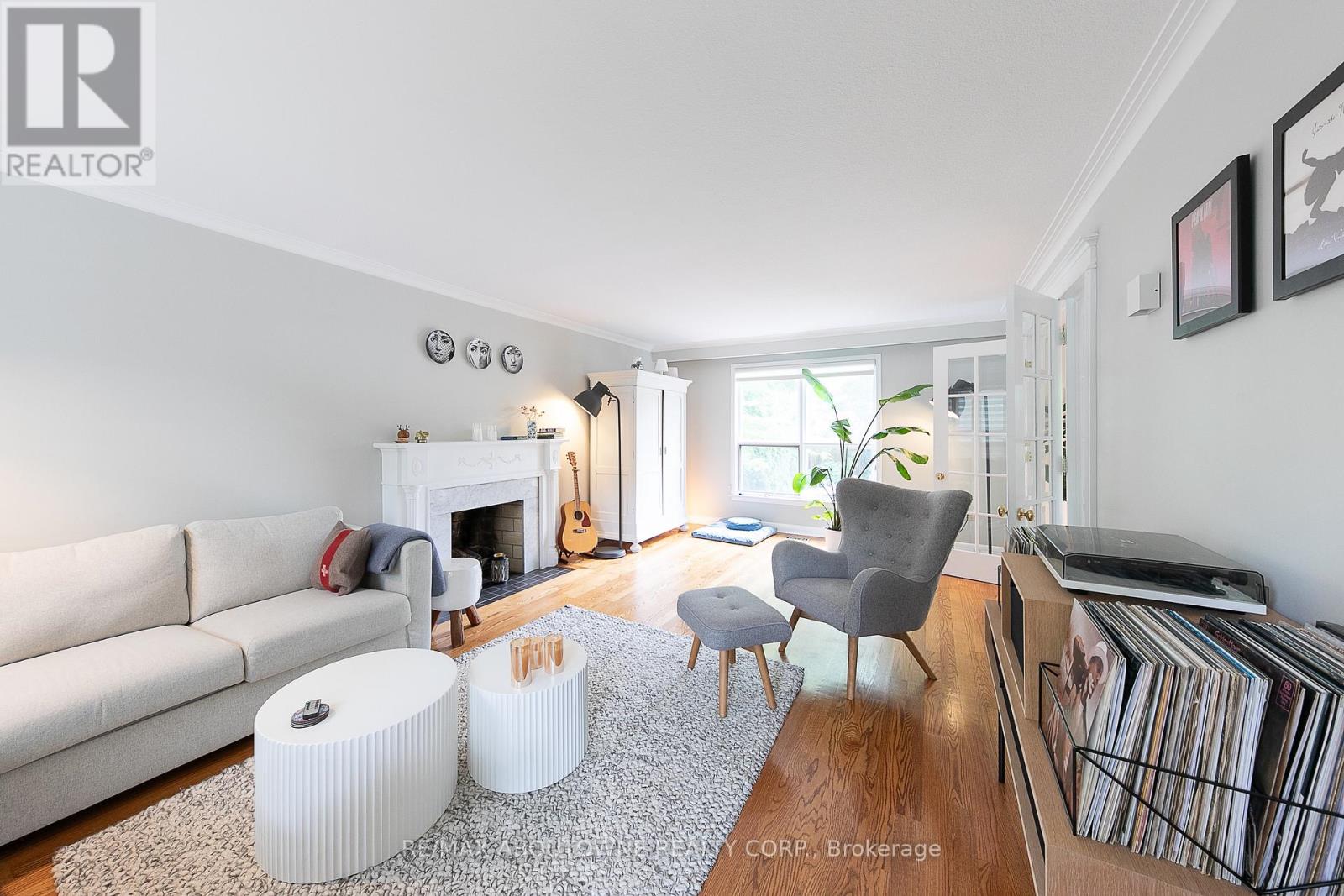 1290 Braeside Drive, Oakville, Ontario  L6J 2A4 - Photo 7 - W13791354