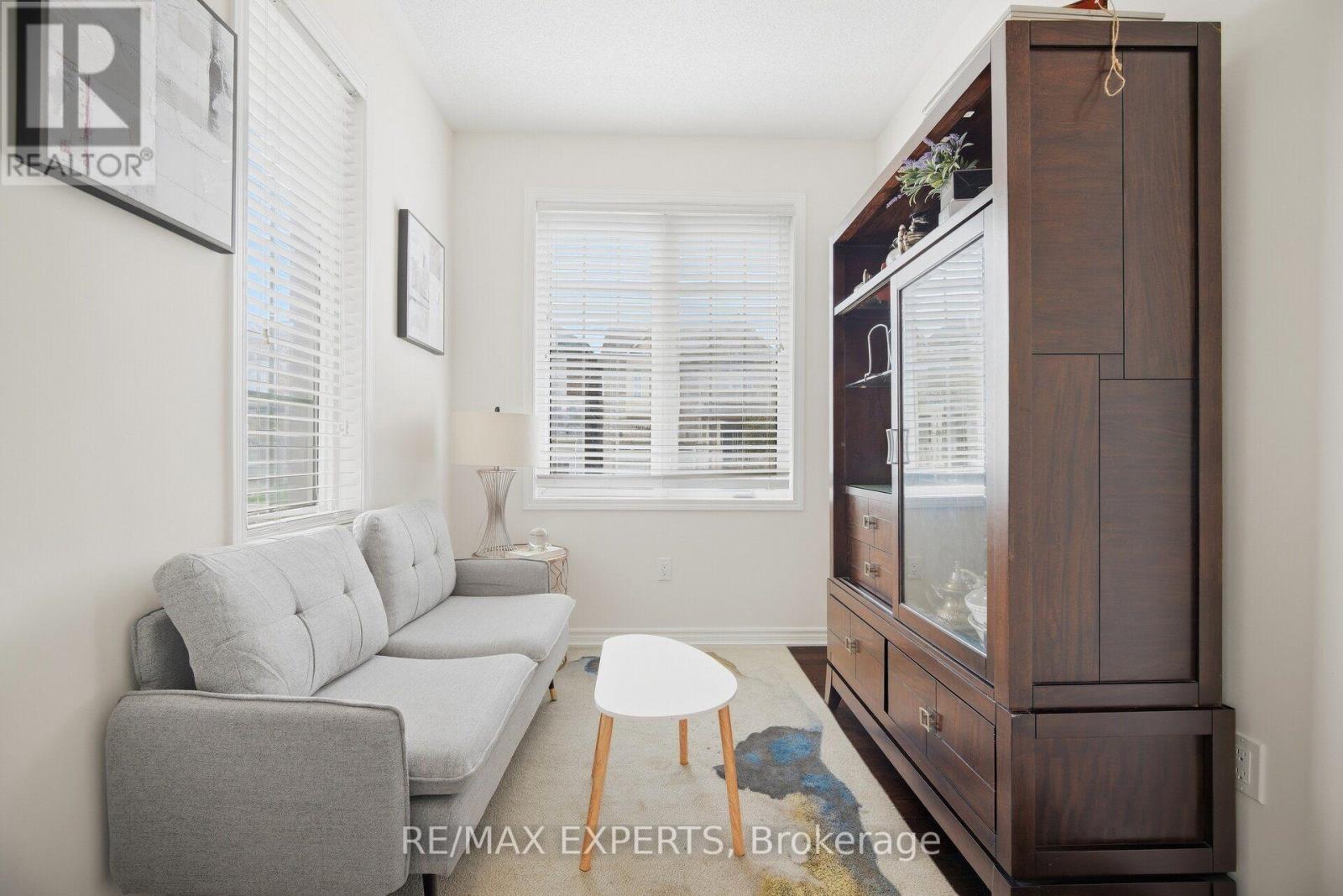 353 Cedar Hedge Road, Milton, Ontario  L9T 8Y4 - Photo 5 - W13791358