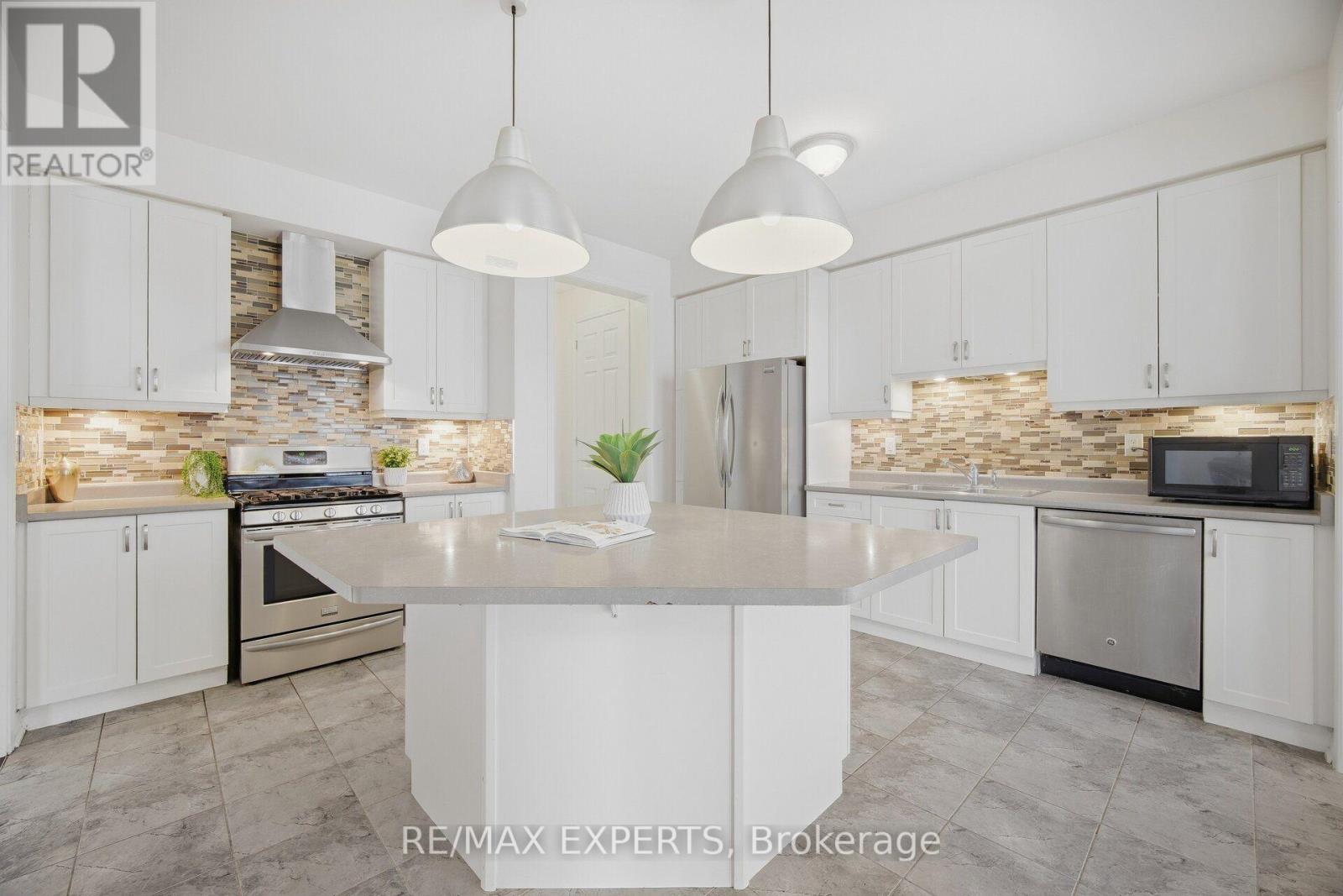 353 Cedar Hedge Road, Milton, Ontario  L9T 8Y4 - Photo 8 - W13791358