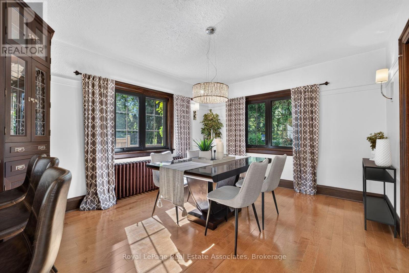 33 Ben Machree Drive, Mississauga, Ontario  L5H 2S2 - Photo 12 - W13791380