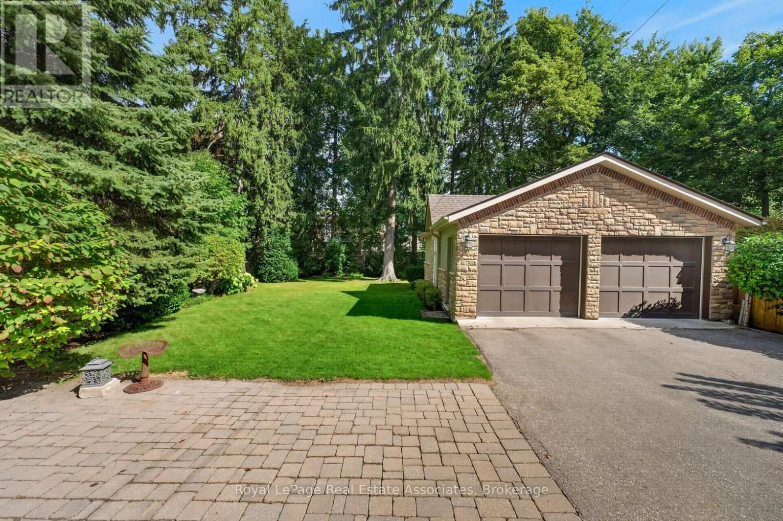 33 Ben Machree Drive, Mississauga, Ontario  L5H 2S2 - Photo 36 - W13791380