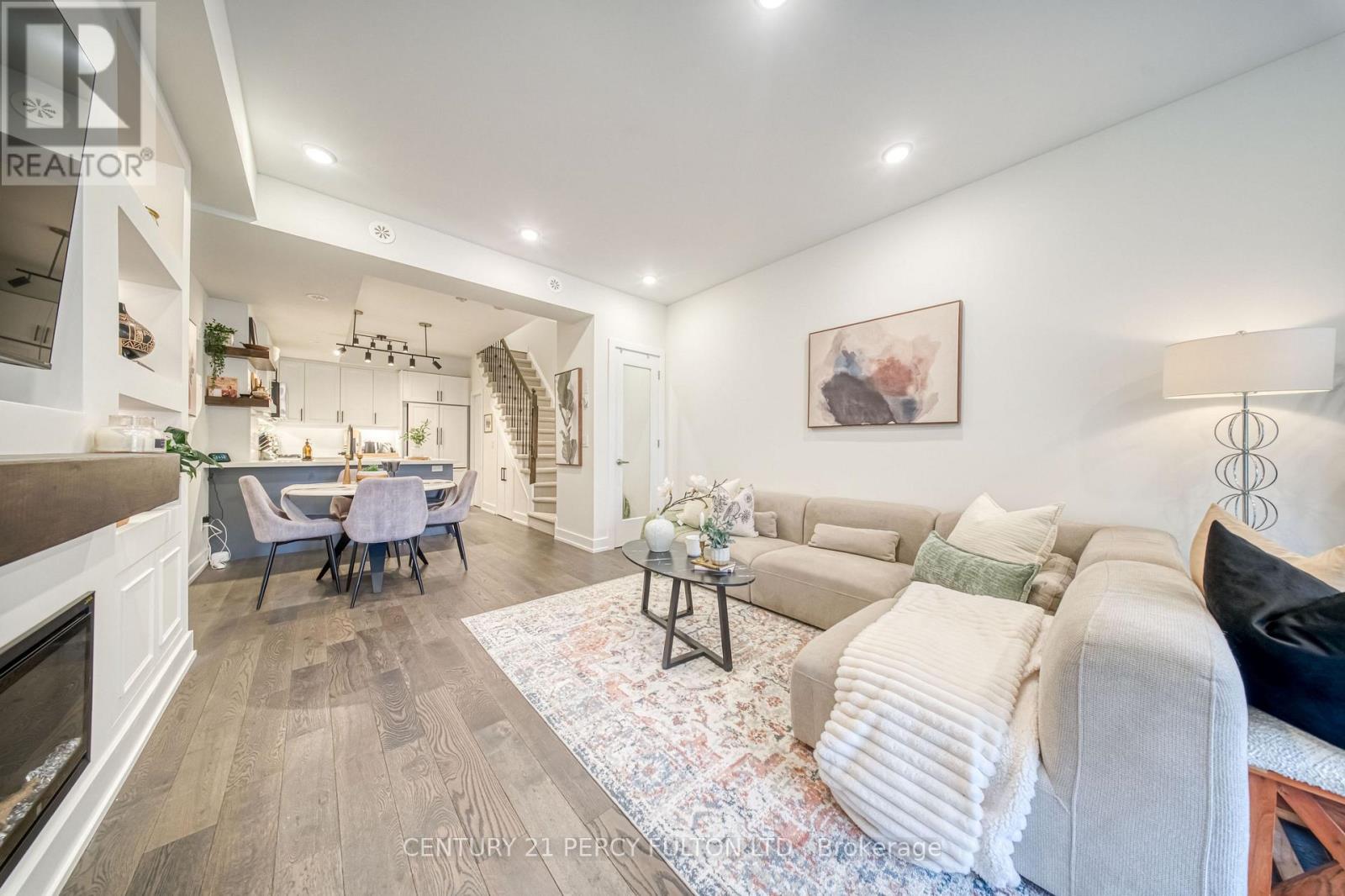20 - 26 Ernest Avenue, Toronto, Ontario  M6P 3L8 - Photo 4 - W13791394