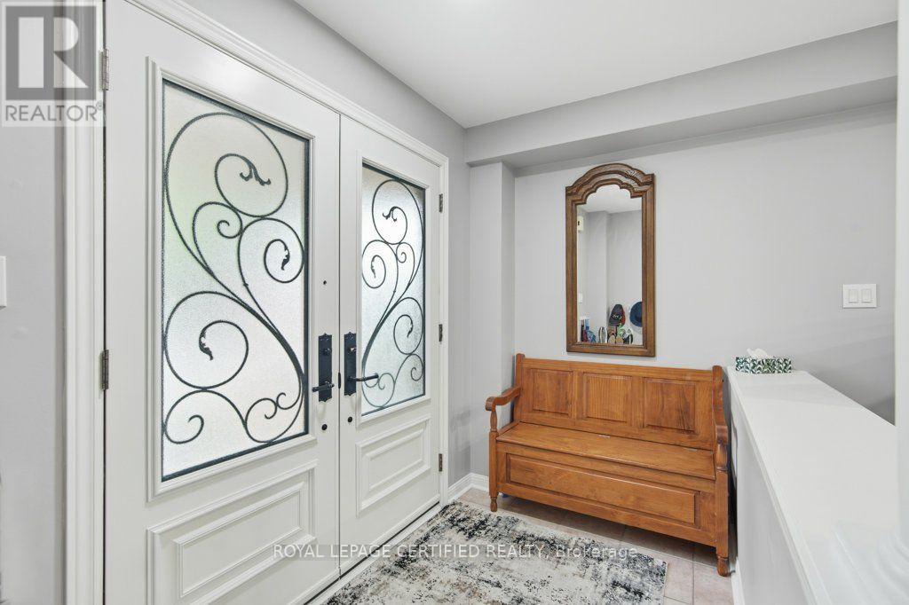 3 National Crescent, Brampton, Ontario  L7A 1H1 - Photo 2 - W13791418