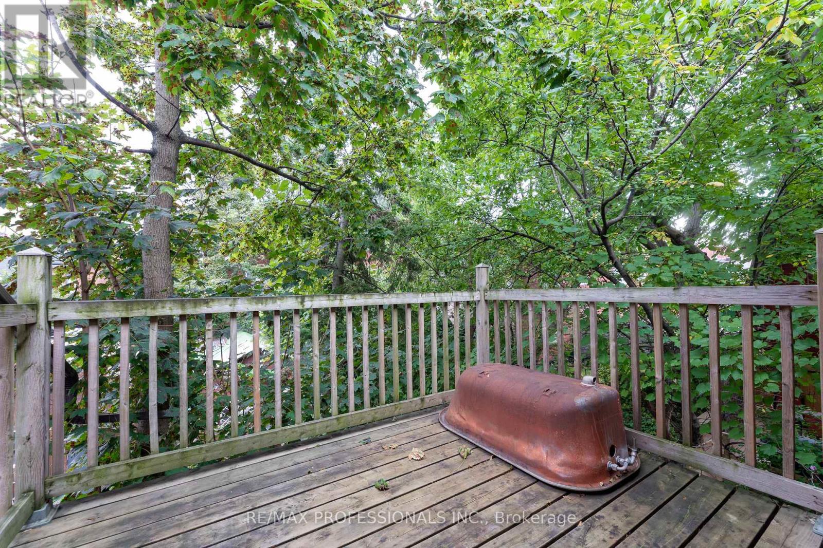 181 Garden Avenue, Toronto, Ontario  M6R 1H8 - Photo 19 - W13791452